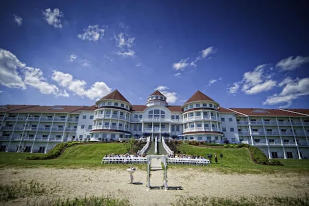Gallery - Blue Harbor Resort and Conference Center