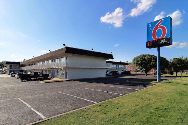 Gallery - Motel 6 Lubbock, Tx