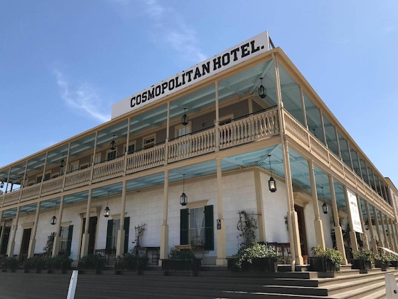 Gallery - Cosmopolitan Hotel & Restaurant