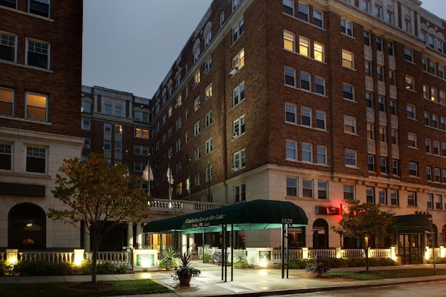 Gallery - The Knickerbocker On The Lake