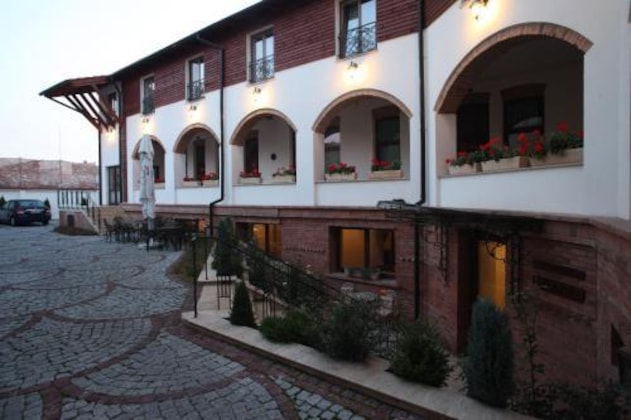 Gallery - La Maison De Caroline