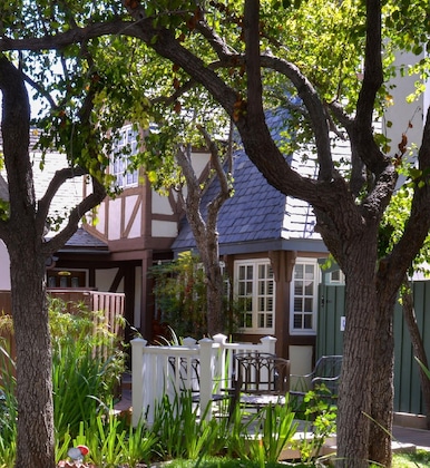 Gallery - Wine Valley Inn