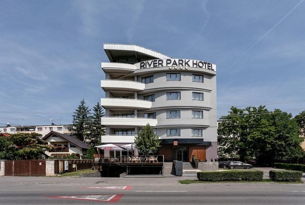 Gallery - River Park Hotel
