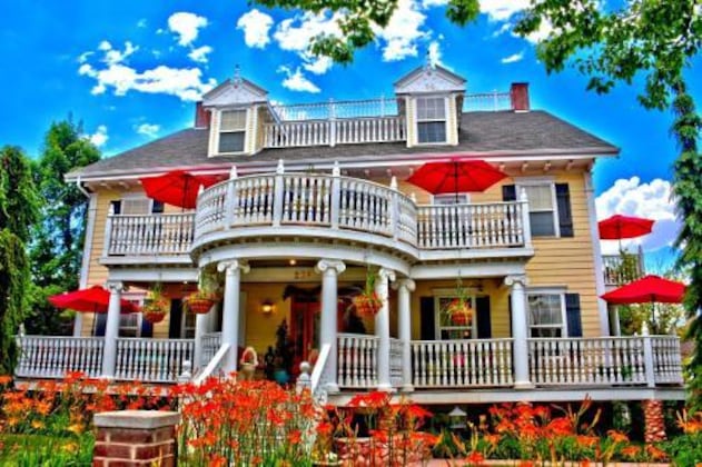 Gallery - Big Yellow Inn