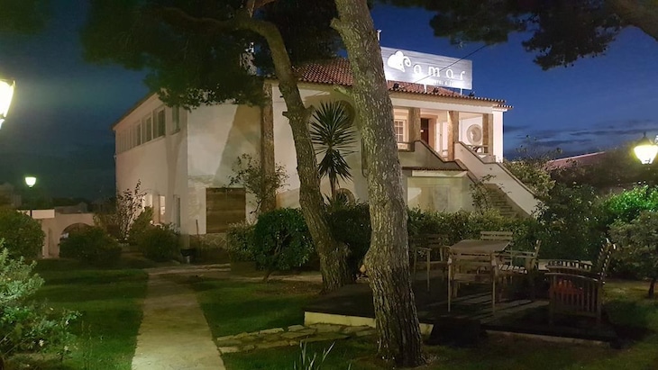 Gallery - Amar Hostel, Suites & Surf Camp