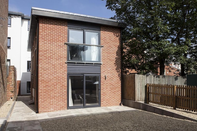Gallery - Saracens Courtyard Apartments