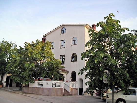 Gallery - Gargamelo Pension