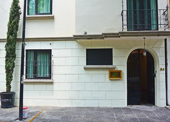 Gallery - Senia Reforma