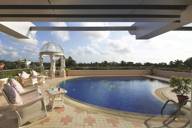 Gallery - Windsor Rajadhani