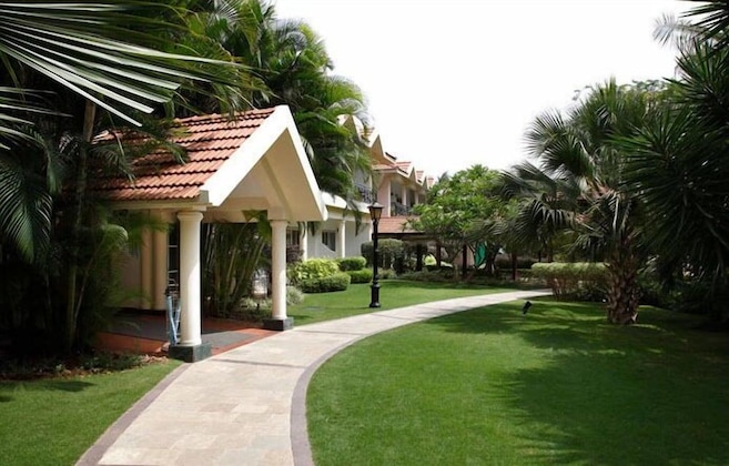 Gallery - Palm Meadows Resort