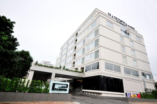 Gallery - Parinda Hotel