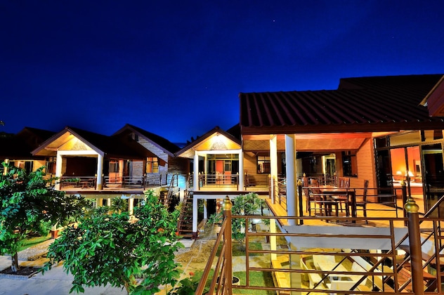 Gallery - Avila Resort