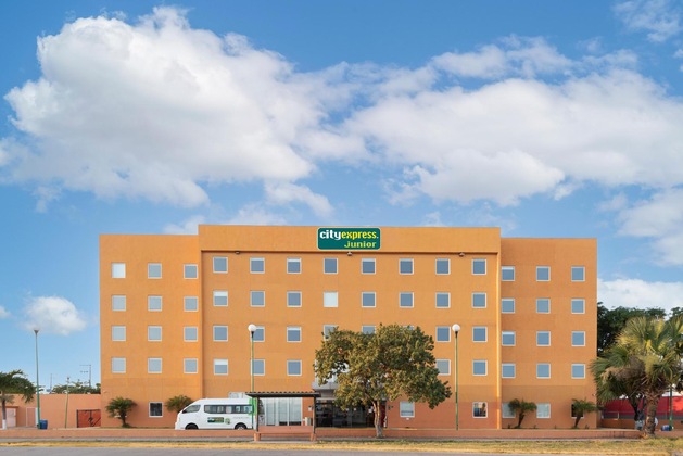 Gallery - City Express Junior By Marriott Ciudad Del Carmen Aeropuerto