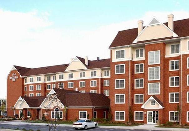 Gallery - Cambridge Suites Mississauga