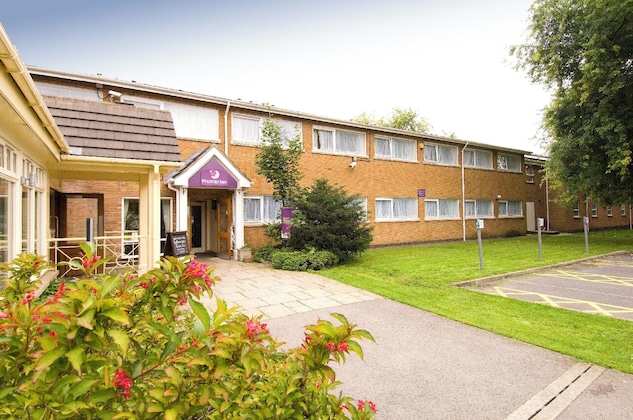 Gallery - Premier Inn Leicester (Forest East)