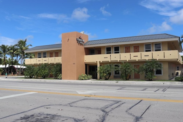 Gallery - Curtis Inn & Suites