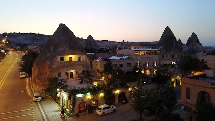Gallery - Cave Hotel Saksagan