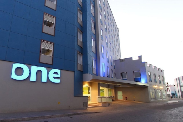Gallery - One Villahermosa Centro