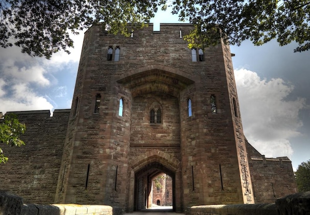 Gallery - Peckforton Castle