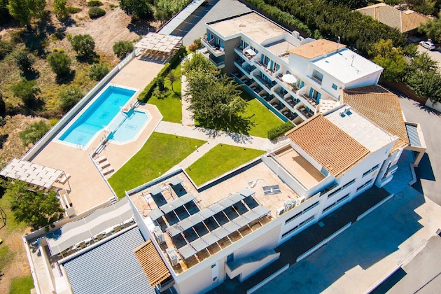 Gallery - Paradise Resort