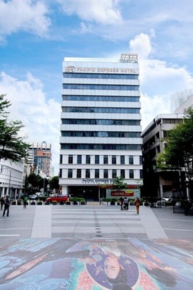 Gallery - Pacific Express Hotel Central Market