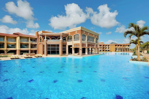 Gallery - Hilton Alexandria Kings Ranch