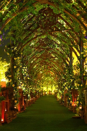 Gallery - Radisson Blu Dhaka Water Garden
