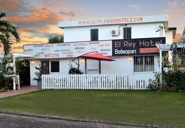Gallery - El Rey Hotel