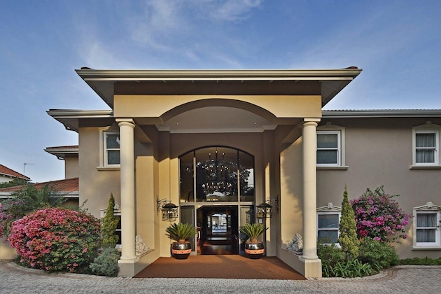 Gallery - Auberge Hollandaise Guest House By Misty Blue Hotels