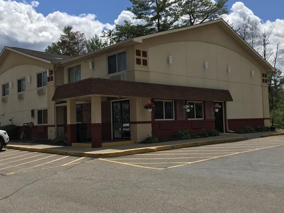 Gallery - Super 8 By Wyndham Queensbury Glens Falls Lake George Area
