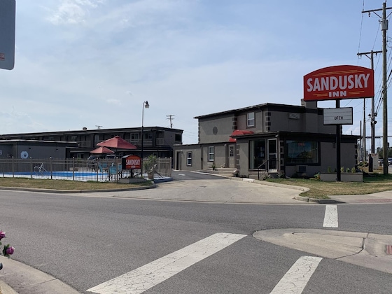 Gallery - Sandusky Inn