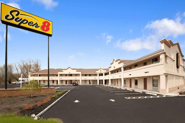 Gallery - Super 8 By Wyndham Rahway Newark