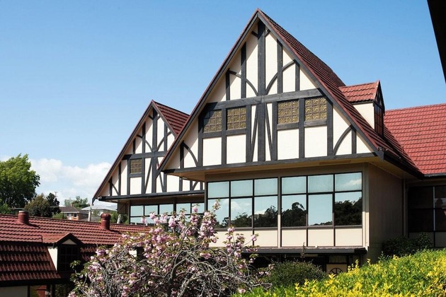 Gallery - Village Family Motor Inn