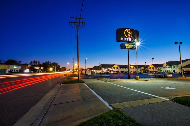 Gallery - Hotel J Green Bay