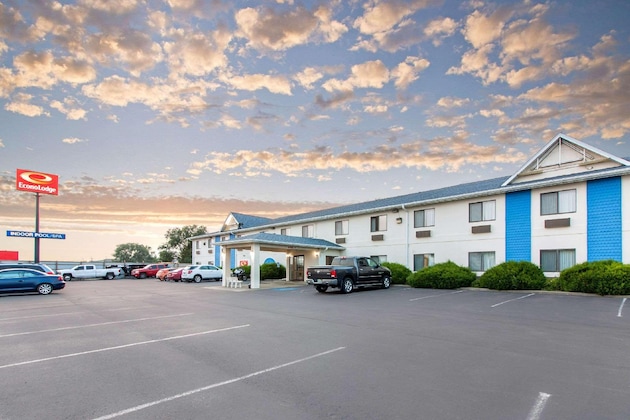 Gallery - Econo Lodge Oacoma - Chamberlain West