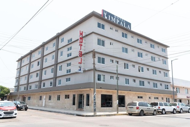 Gallery - Impala Hotel In Front Of The Ado
