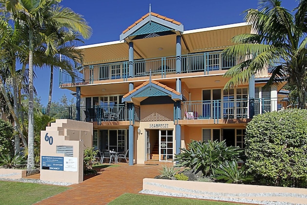 Gallery - Sea Breeze On Main Beach