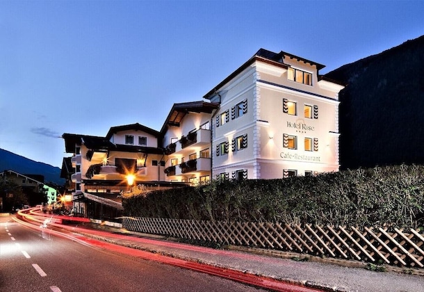 Gallery - Hotel Rose