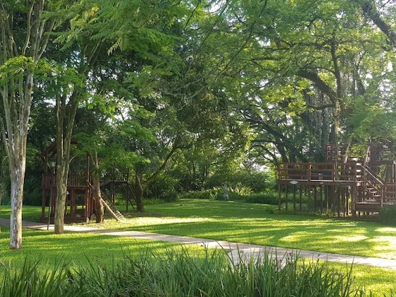 Gallery - Nut Grove Manor