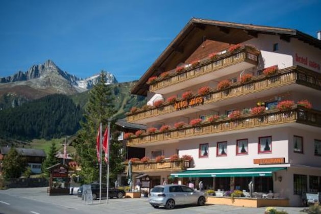 Gallery - Hotel Mira