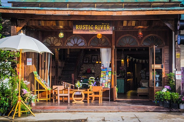 Gallery - Rustic River Boutique