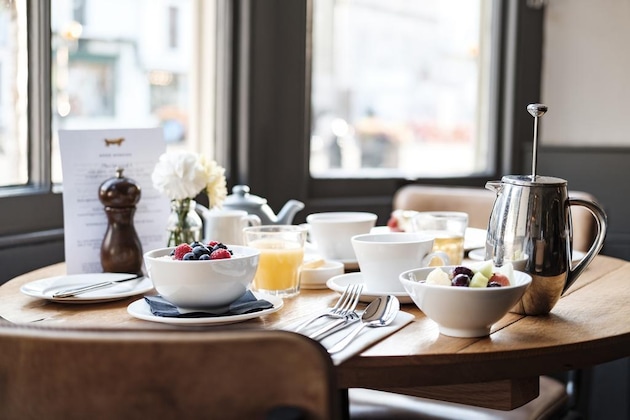 Gallery - The Bull Hotel