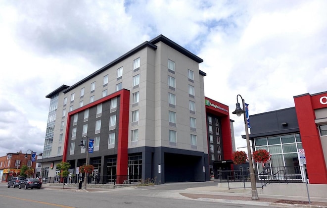 Gallery - Holiday Inn Express & Suites Oshawa Downtown - Toronto Area By Ihg