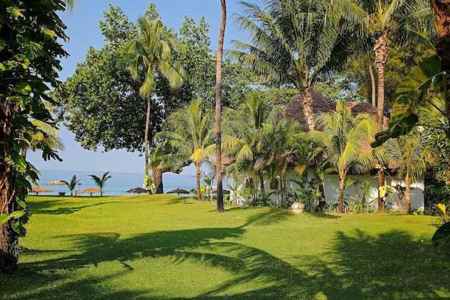 Gallery - Ngapalii Bay Villas & Spa