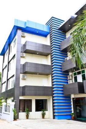 Gallery - Hotel 7 Mile