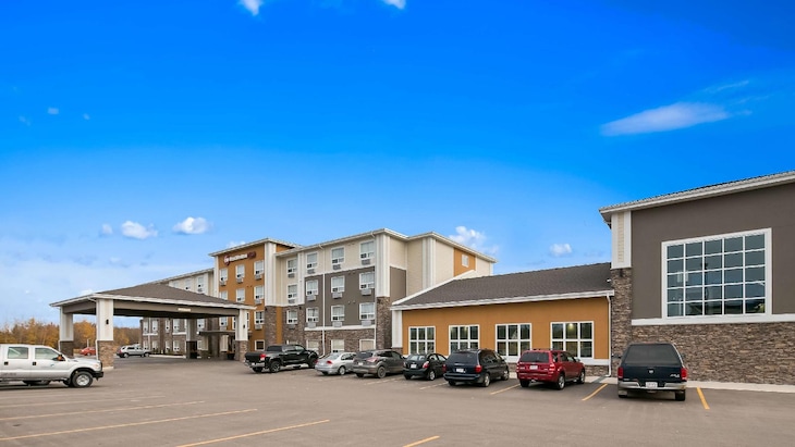 Gallery - Best Western Plus Lacombe Inn & Suites