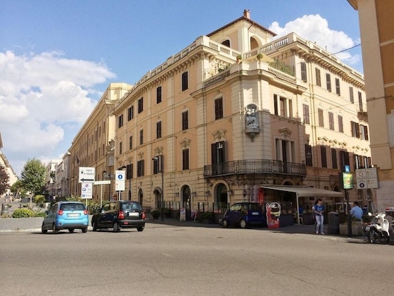 Gallery - Alibrandi Palace