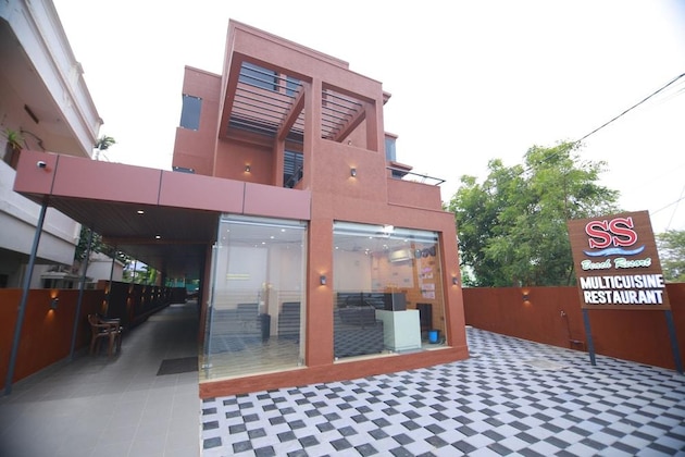 Gallery - Ss Beach Resort