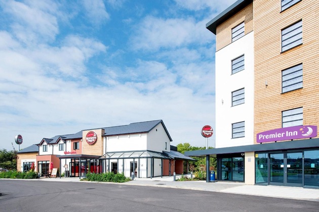 Gallery - Premier Inn Great Yarmouth West (A47)