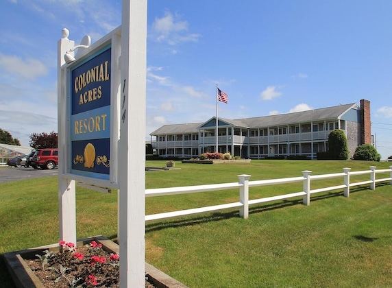 Gallery - Colonial Acres Resort